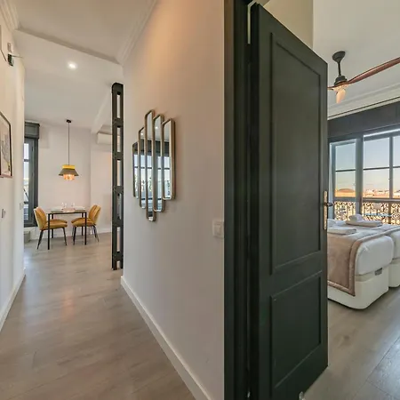 Isg Apartments Modern Atticpool At The Cathedralfree Parking Seville Exterior photo