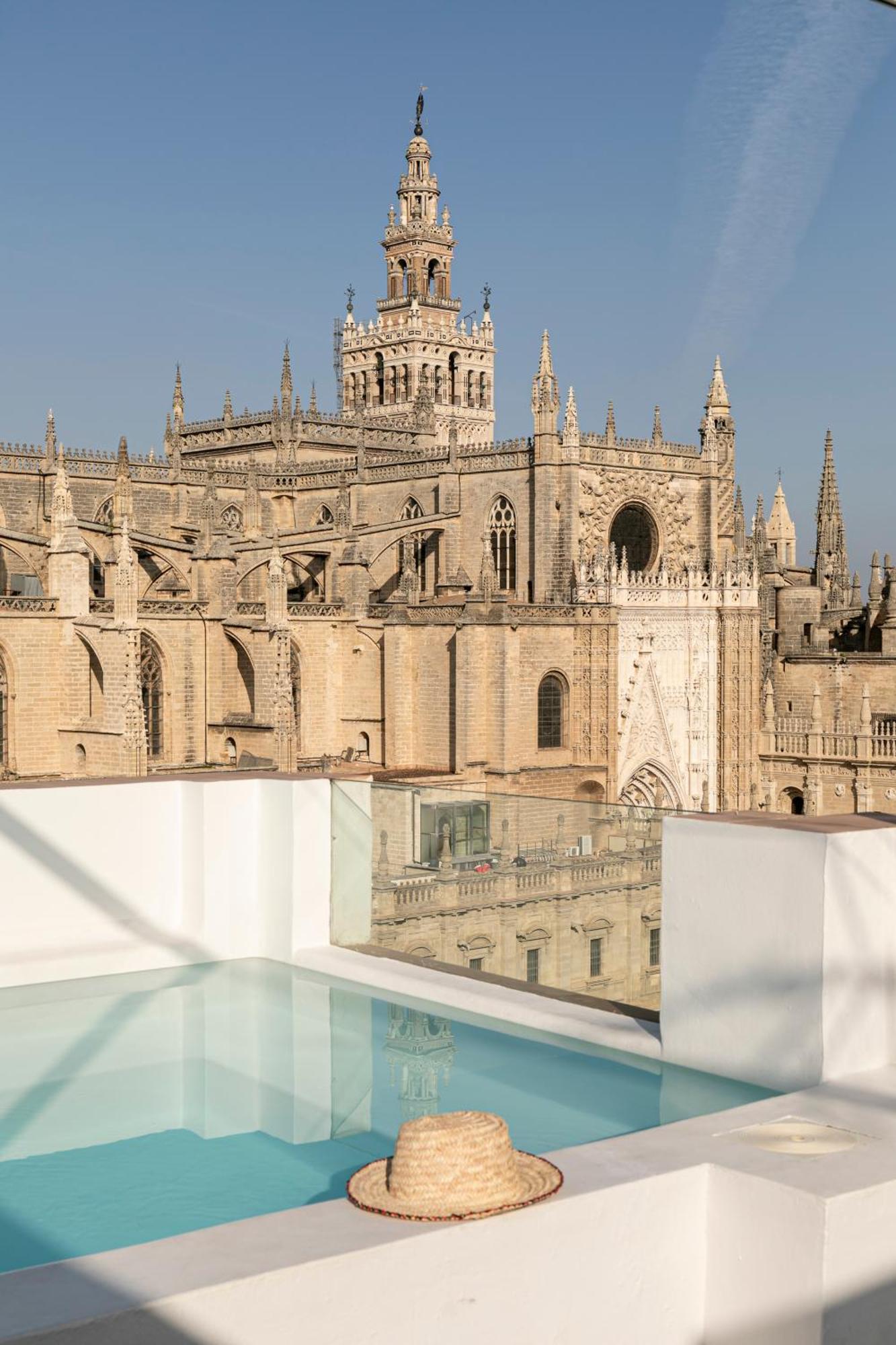 Apartment Isg Modern Atticpool At The Cathedralfree Parking Sevilla