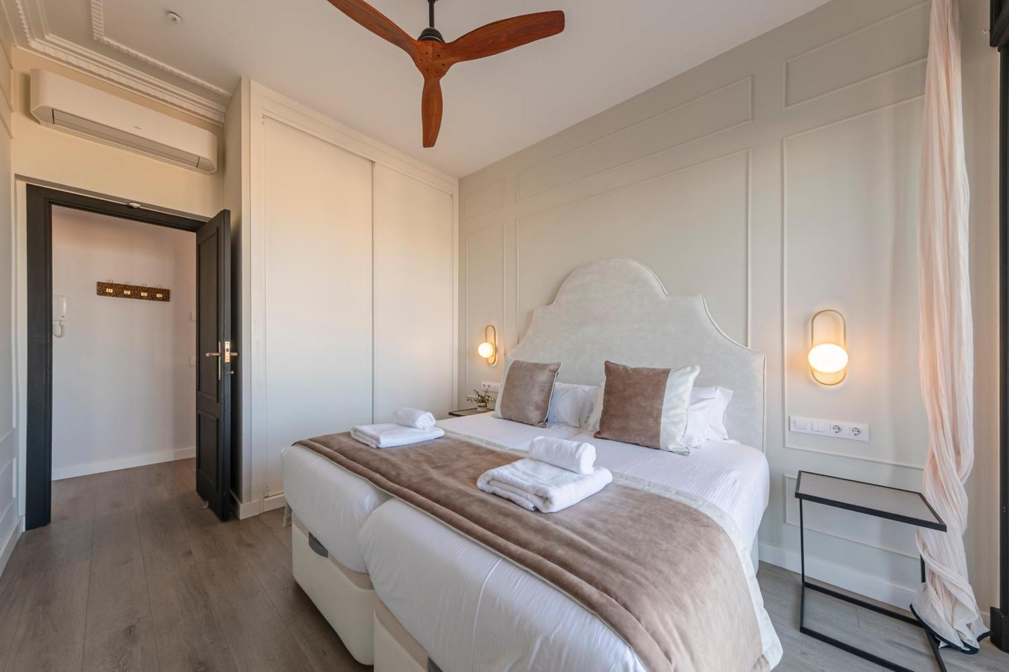 Apartment Isg Modern Atticpool At The Cathedralfree Parking Sevilla