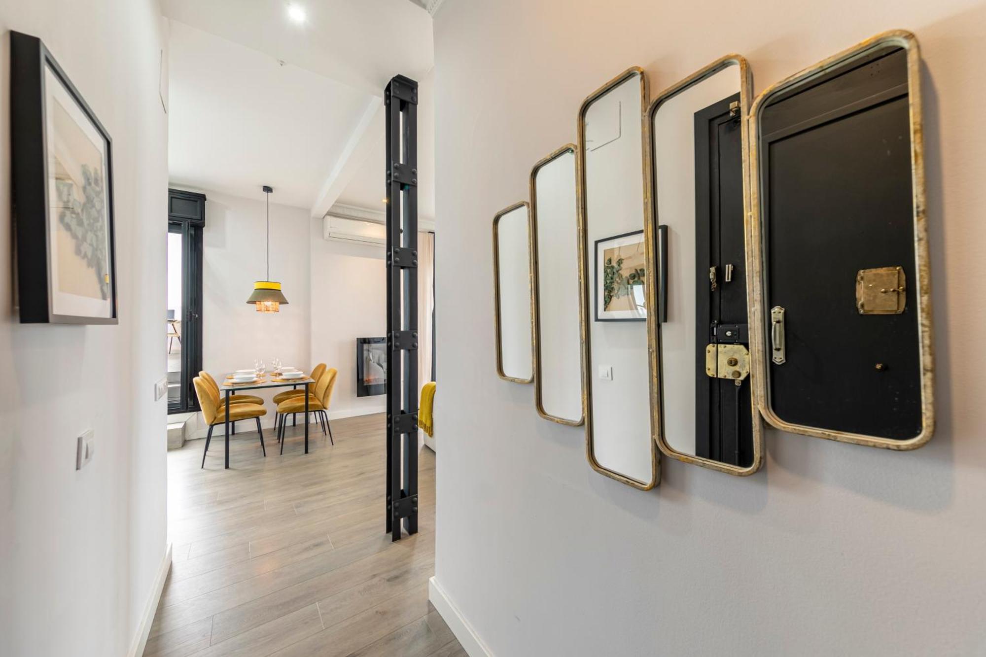 Isg Modern Atticpool At The Cathedralfree Parking Apartment Sevilla