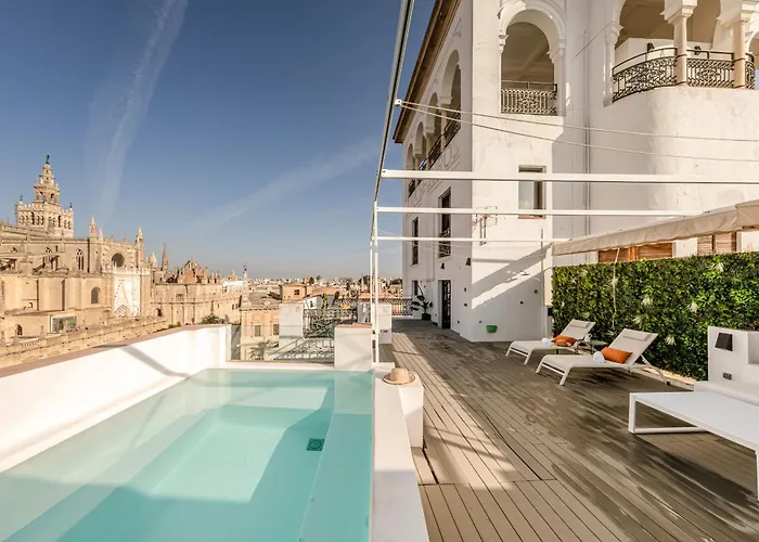 Isg Apartments Modern Atticpool At The Cathedralfree Parking