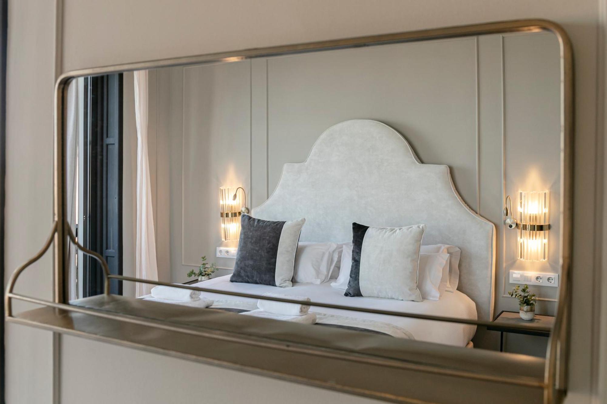 Appartement Isg Modern Atticpool At The Cathedralfree Parking *